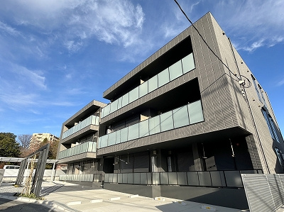 ＡＬＬＵＲＥの外観