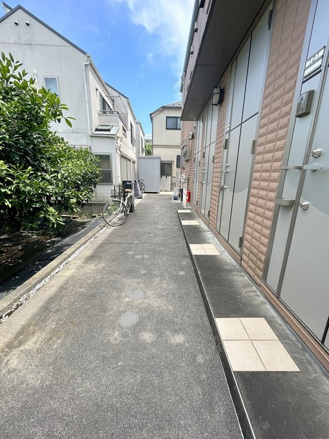 メゾンエースのエントランス