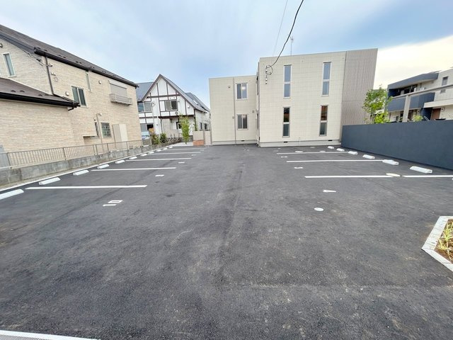 ソレイアード・ドゥの駐車場|★敷地内駐車場★