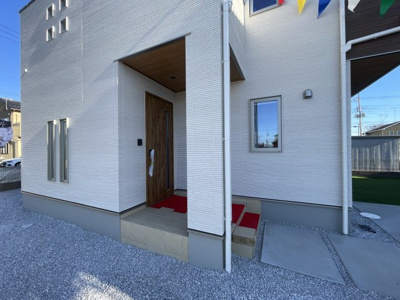 【玄関】 | 深谷市上柴町東3丁目　戸建住宅 | ≪2号棟≫
現地(2025年1月撮影)