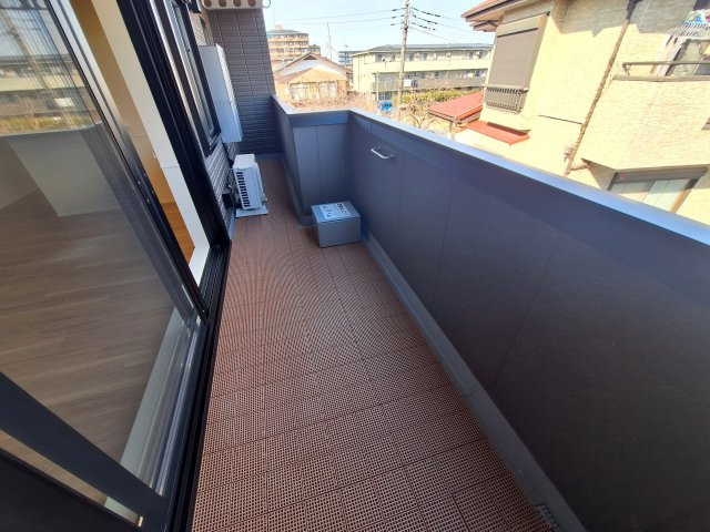 ヌーベルモーブのバルコニー