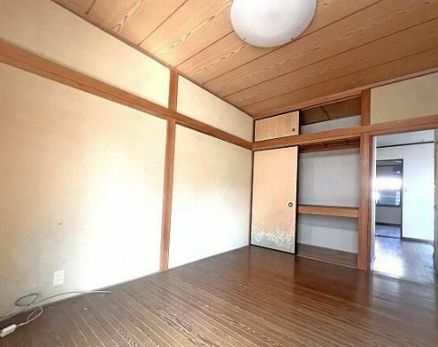 【中古】鶴ヶ島市五味ヶ谷中古住宅の和室|1F 6帖和室です！フローリング敷になっています！