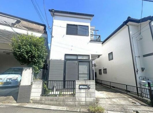 【中古】鶴ヶ島市五味ヶ谷中古住宅の外観|陽当り良好☆
内覧すぐご案内可能です！