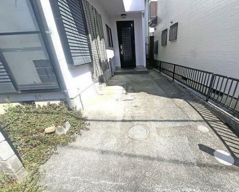 【中古】鶴ヶ島市五味ヶ谷中古住宅の駐車場|駐車スぺースです！