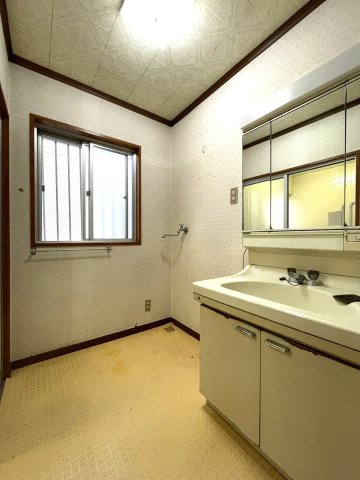 浜ノ町　戸建の洗面所