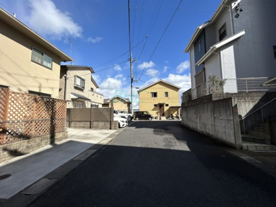 【前面道路含む現地写真】 | 坂本１丁目