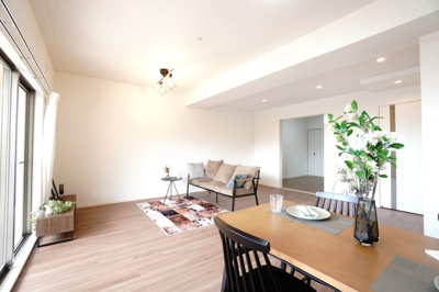 【居間・リビング】 | 【上質リノベ】ヴェルディ府中ガーデンヒルズ | 室内（2025年4月19日9：00頃）撮影