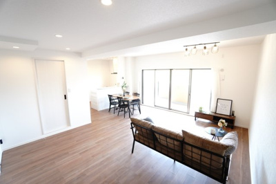 【居間・リビング】 | 【上質リノベ】ヴェルディ府中ガーデンヒルズ | 室内（2025年4月19日9：00頃）撮影