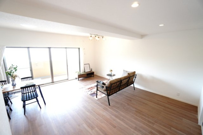 【居間・リビング】 | 【上質リノベ】ヴェルディ府中ガーデンヒルズ | 室内（2025年4月19日9：00頃）撮影