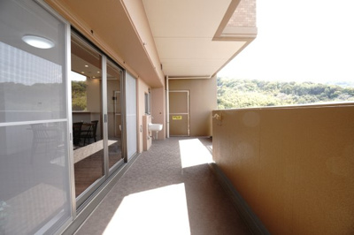 【バルコニー】 | 【上質リノベ】ヴェルディ府中ガーデンヒルズ | 現地（2025年4月19日9：00頃）撮影