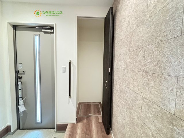 熊谷市銀座　未入 居一戸建て　タマタウン　03の玄関