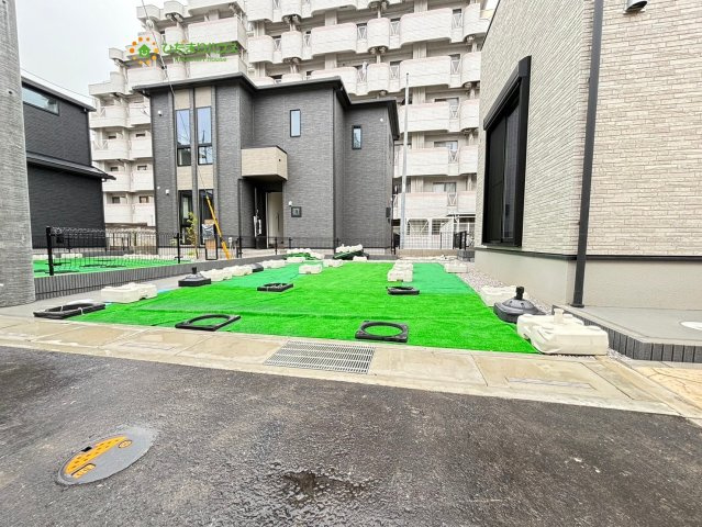 熊谷市銀座　未入 居一戸建て　タマタウン　03の駐車場