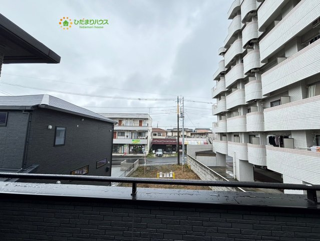 熊谷市銀座　未入 居一戸建て　タマタウン　02のバルコニー
