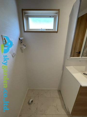 鎌倉市稲村ガ崎5丁目　新築戸建　全1棟1号棟のランドリースペース