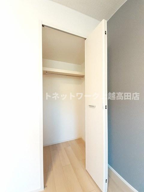 ネオ　シャングリラの収納|クローゼット