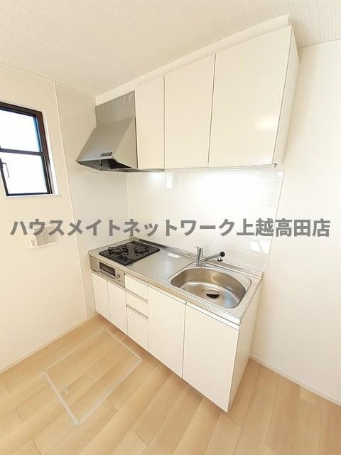 ネオ　シャングリラのキッチン|キッチン
