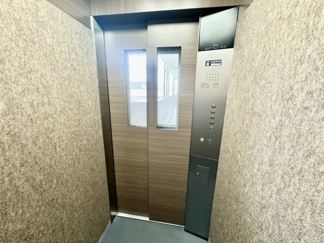ライオンズマンション二軒茶屋のその他共用部分|エレベーター
