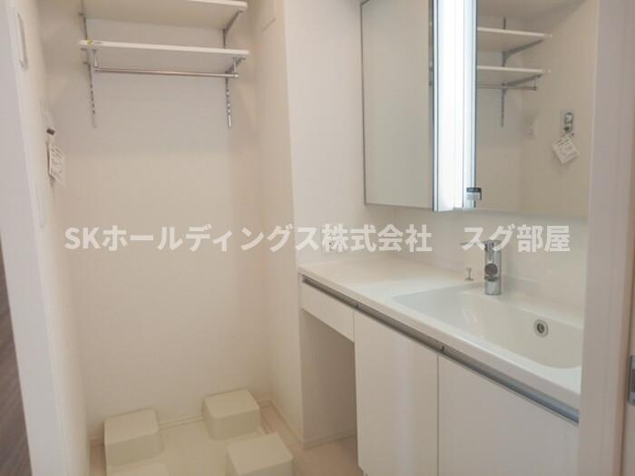 グレーシアタウン木崎　B棟の洗面所
