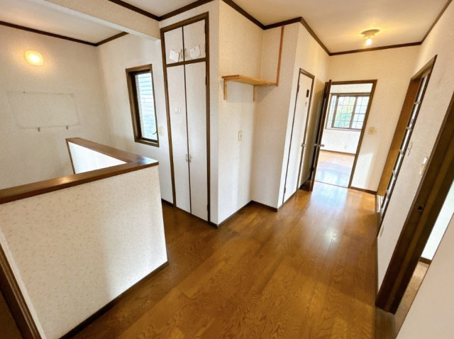 富士市今泉　中古戸建R　全１棟　のその他共用部分|リフォーム前、2階廊下