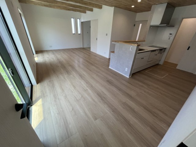 【居間・リビング】 | 北葛城郡広陵町大字笠 全3棟 2号地