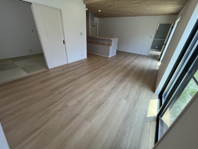 【居間・リビング】 | 北葛城郡広陵町大字笠 全3棟 2号地