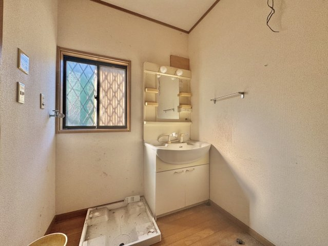 那珂郡東海村中古物件の洗面所