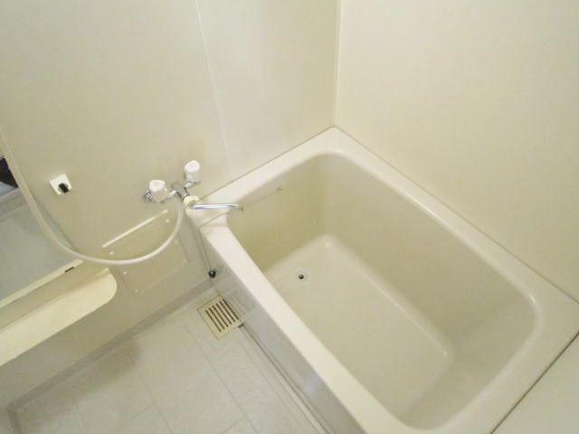 プラザ朝霧の浴室