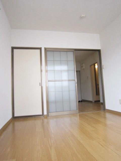 プラザ朝霧の子供部屋