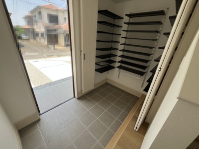 【玄関】 | 北葛城郡広陵町大字笠 全3棟 3号地