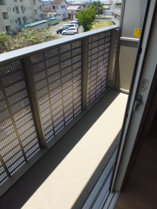 RESIDENCE高茶屋　Aのバルコニー