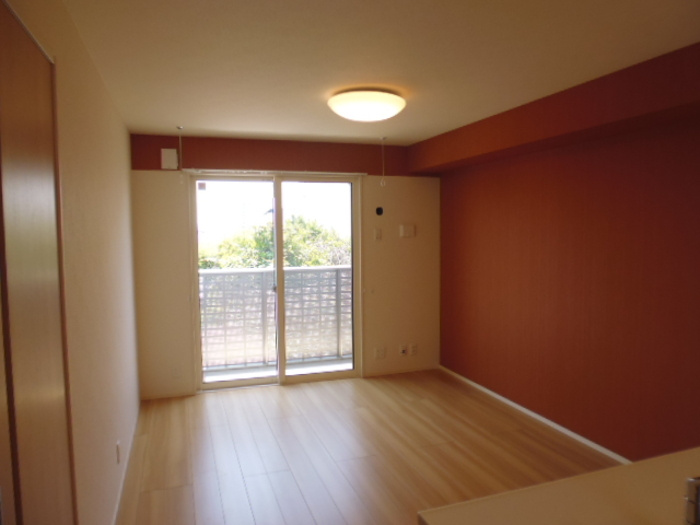 RESIDENCE高茶屋　Aの居間・リビング