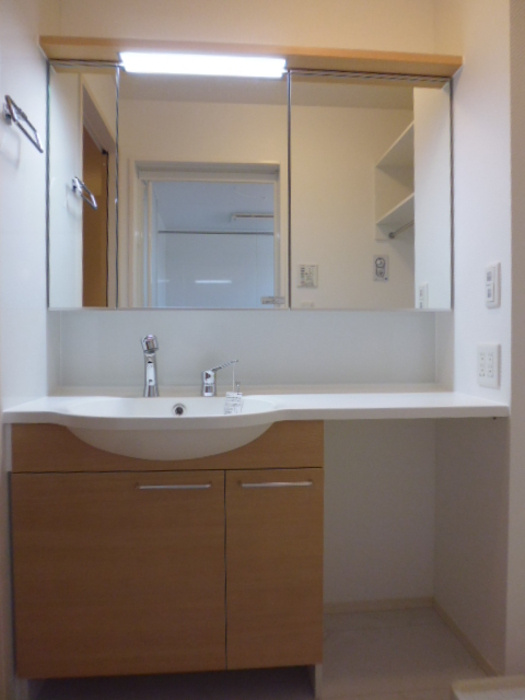 RESIDENCE高茶屋　Aの独立洗面台