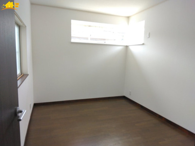 【その他】 | 久喜市久喜北1丁目中古戸建て | 中2階のお部屋になります。