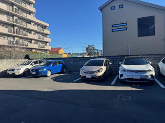 【駐車場】