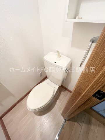 大阪市鶴見区今津南１丁目のハイツの洋室