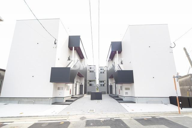 REVEUR箱崎の外観