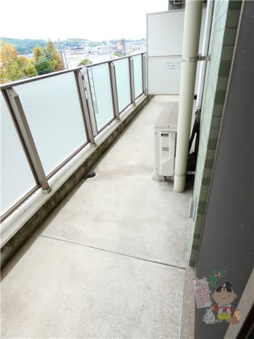 ボナール古京のバルコニー