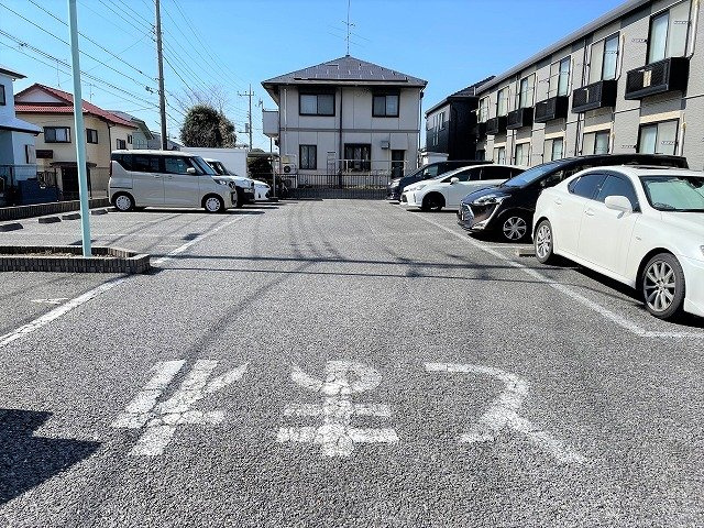 レオパレスK2の駐車場|画像5