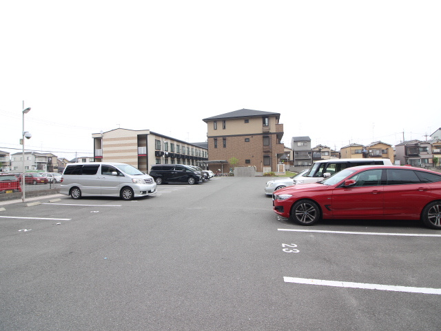 リバーフロント鴨川の駐車場
