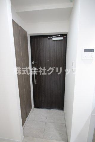 ラフィスタ横浜黄金町の玄関