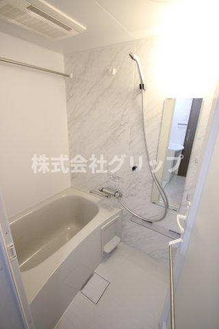 ラフィスタ横浜黄金町の浴室