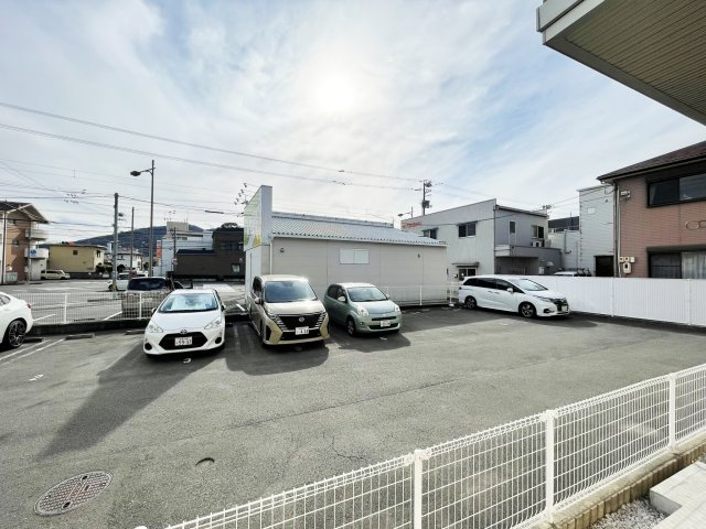リアンの駐車場
