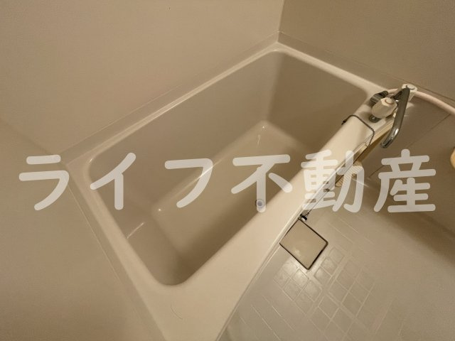 シャトルウエストの浴室|お風呂です
