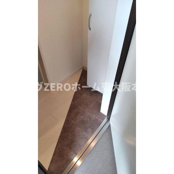 F asecia AMUZ Ⅰの玄関