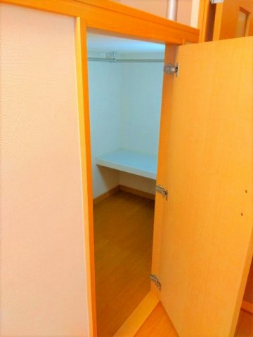 レオパレスシティーCの収納