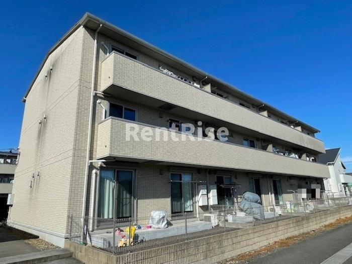 ロイヤルガーデン なでしこ館 D