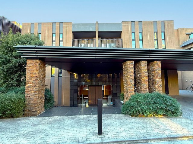 インペリアルガーデンのエントランス