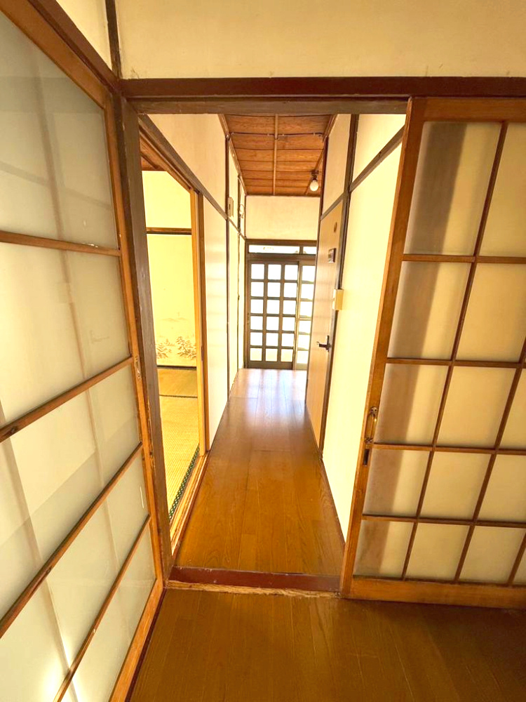 高崎市吉井町塩川　中古660の内装