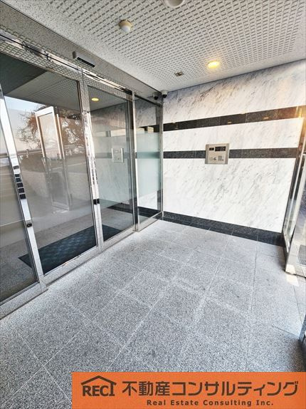 ハーバービュー六甲のエントランス