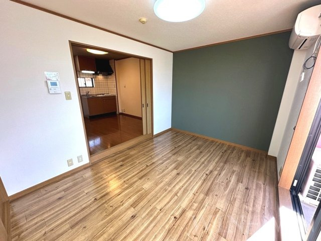 サンライズ往完の寝室